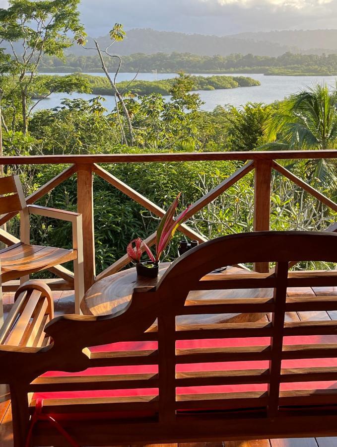 Eden Jungle Lodge Bocas del Toro Esterno foto