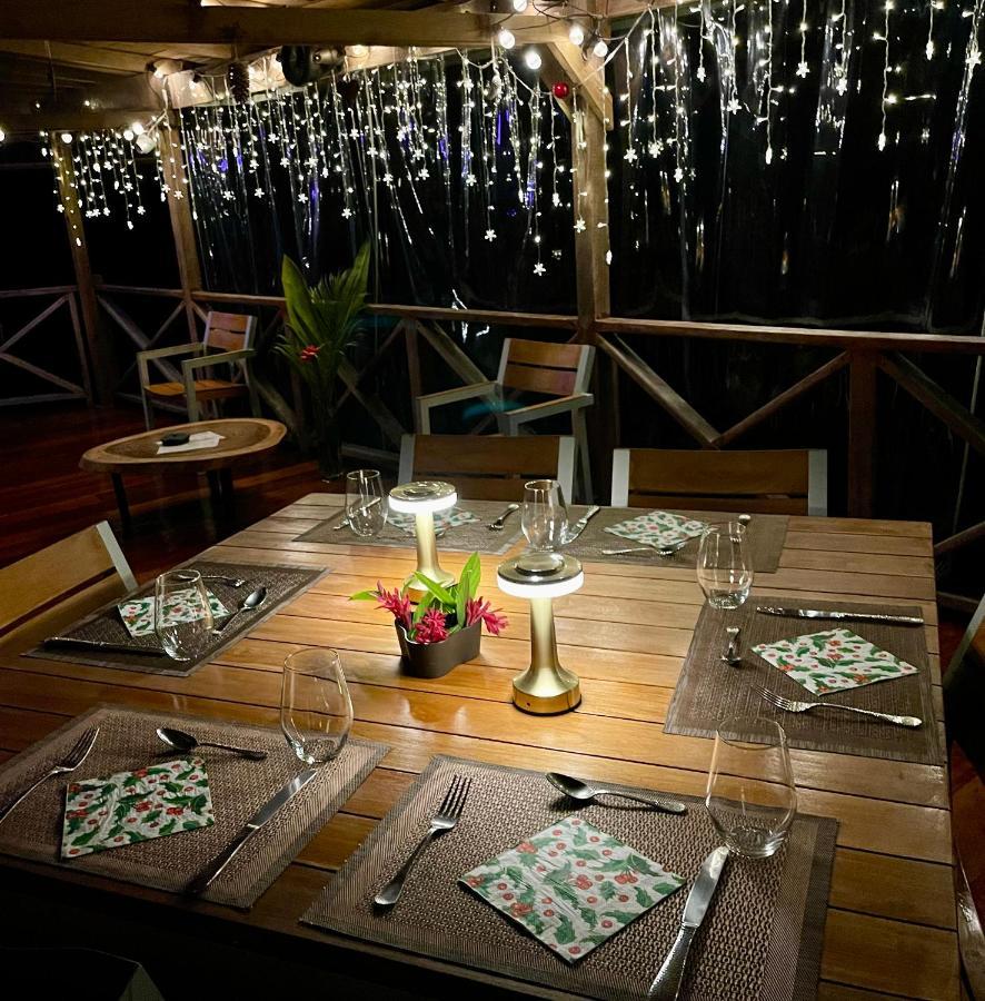 Eden Jungle Lodge Bocas del Toro Esterno foto