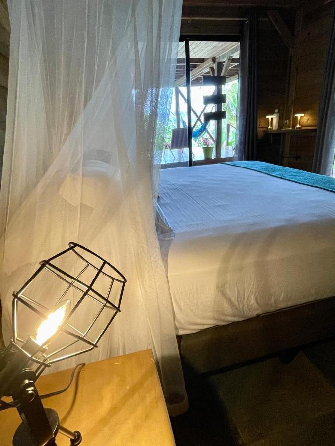 Eden Jungle Lodge Bocas del Toro Esterno foto